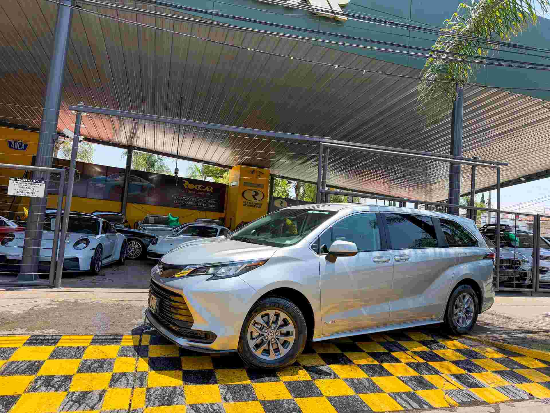2021 Toyota Sienna