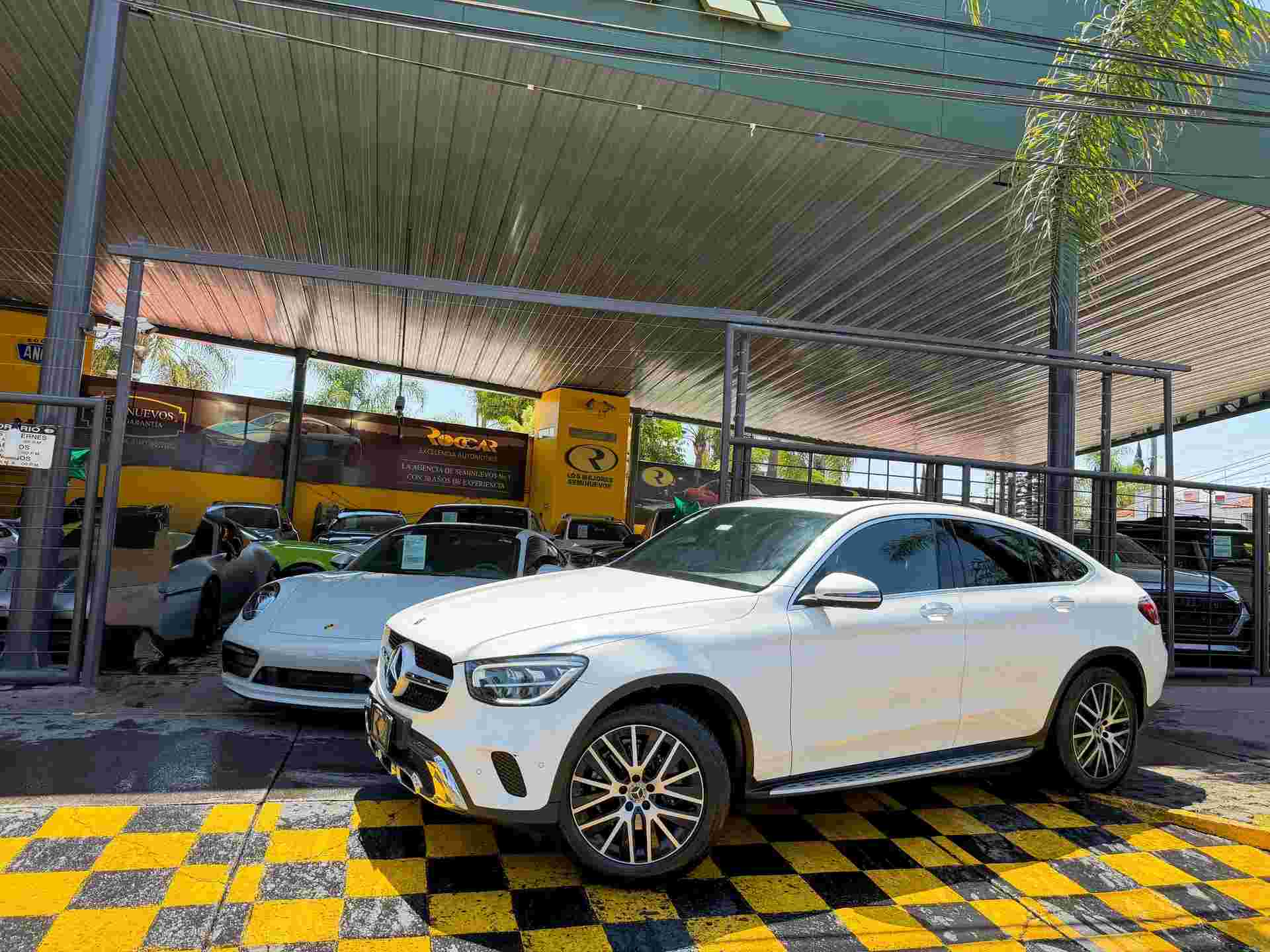 2021 Mercedez Benz Glc