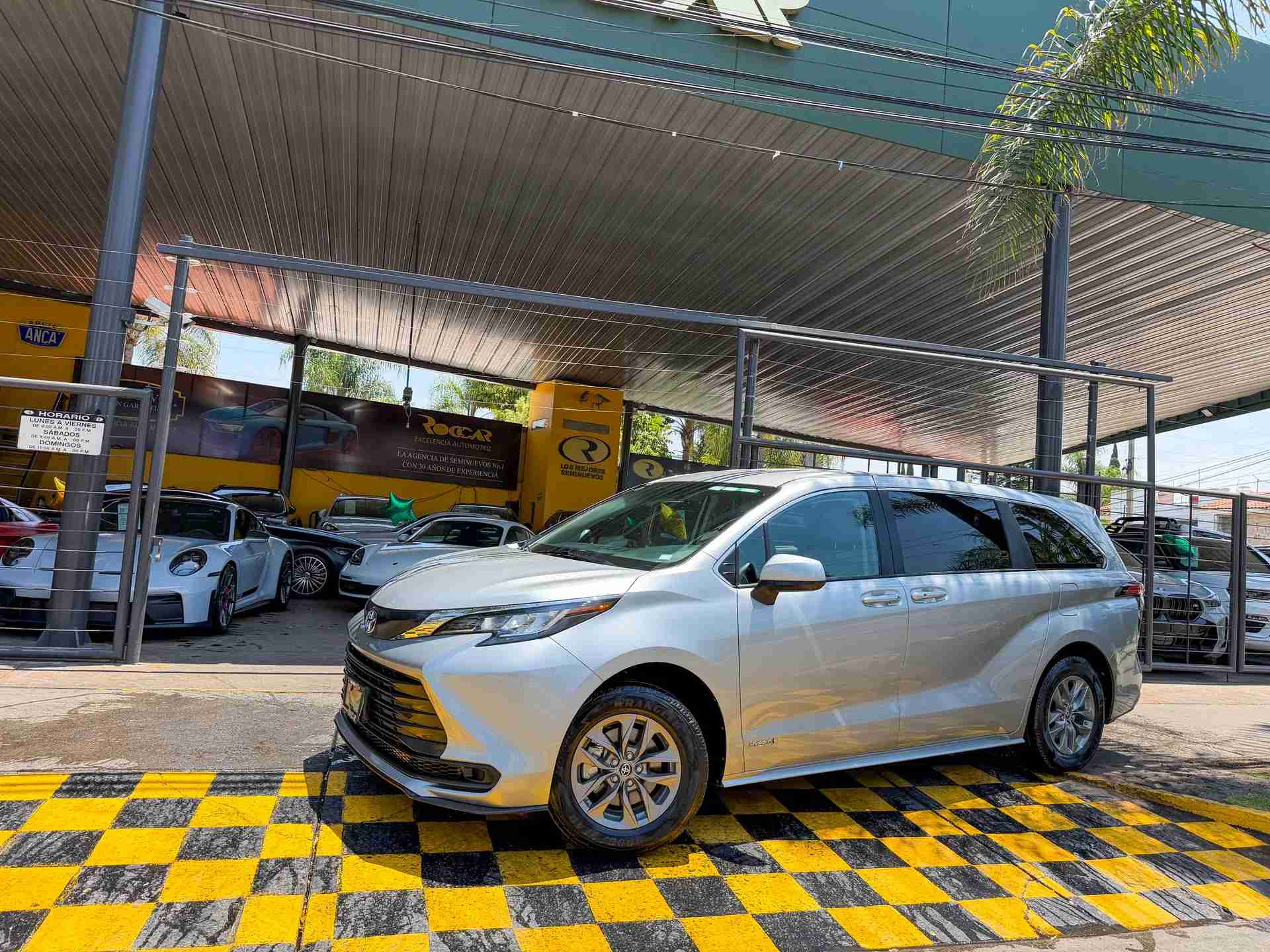 Toyota Sienna