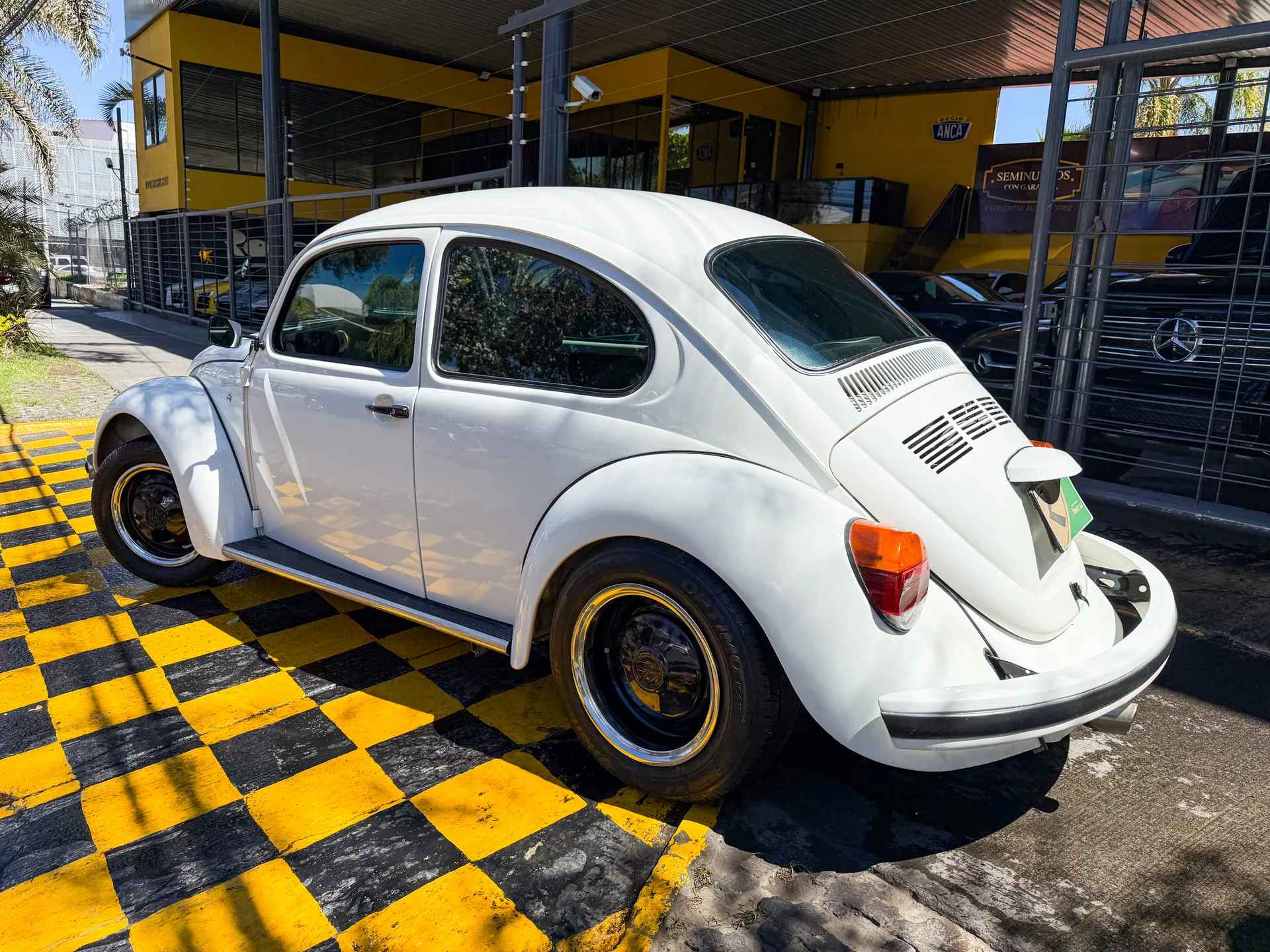 Car image 6