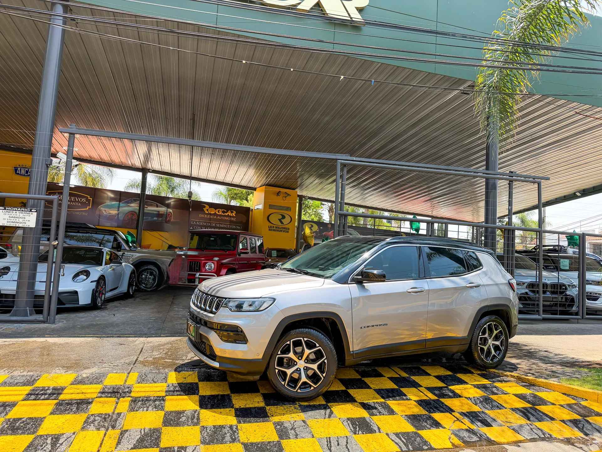 Car image 1