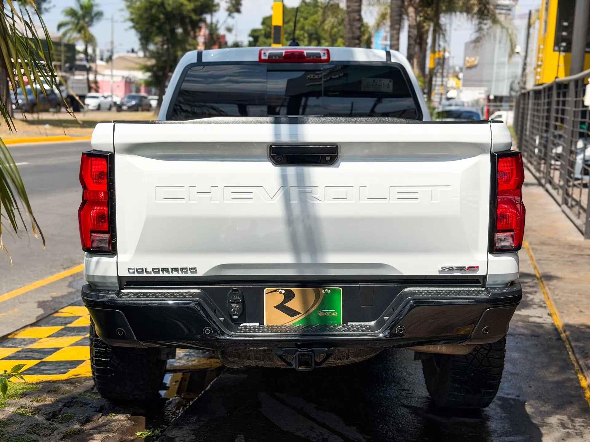 Car image 9