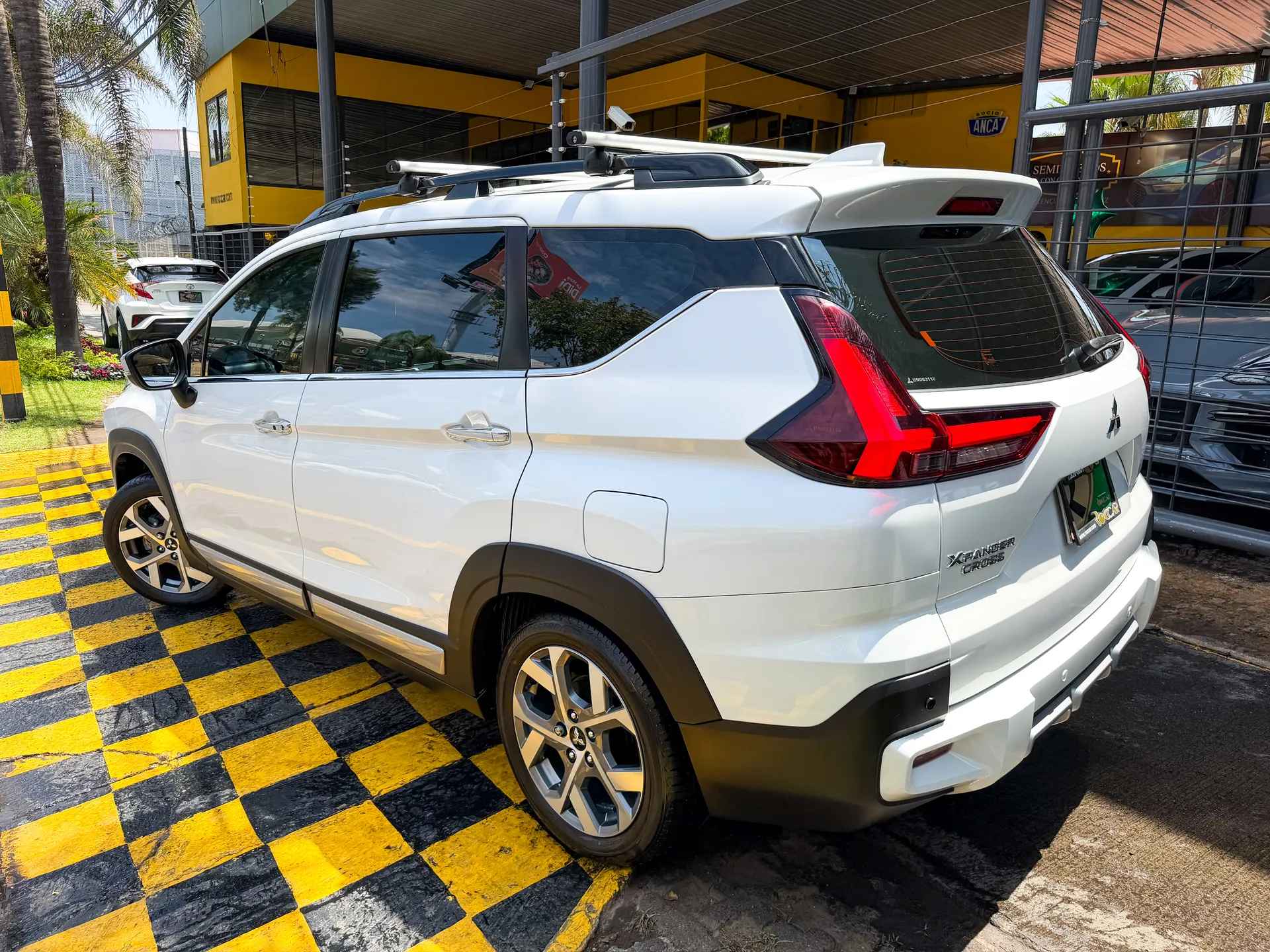 Car image 6