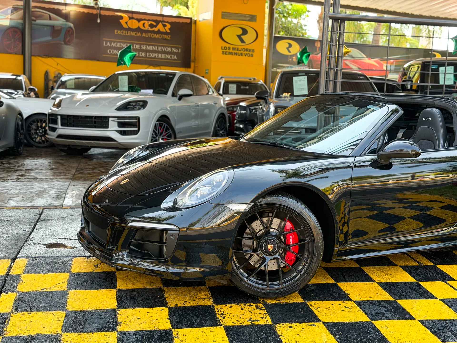 Car image 2