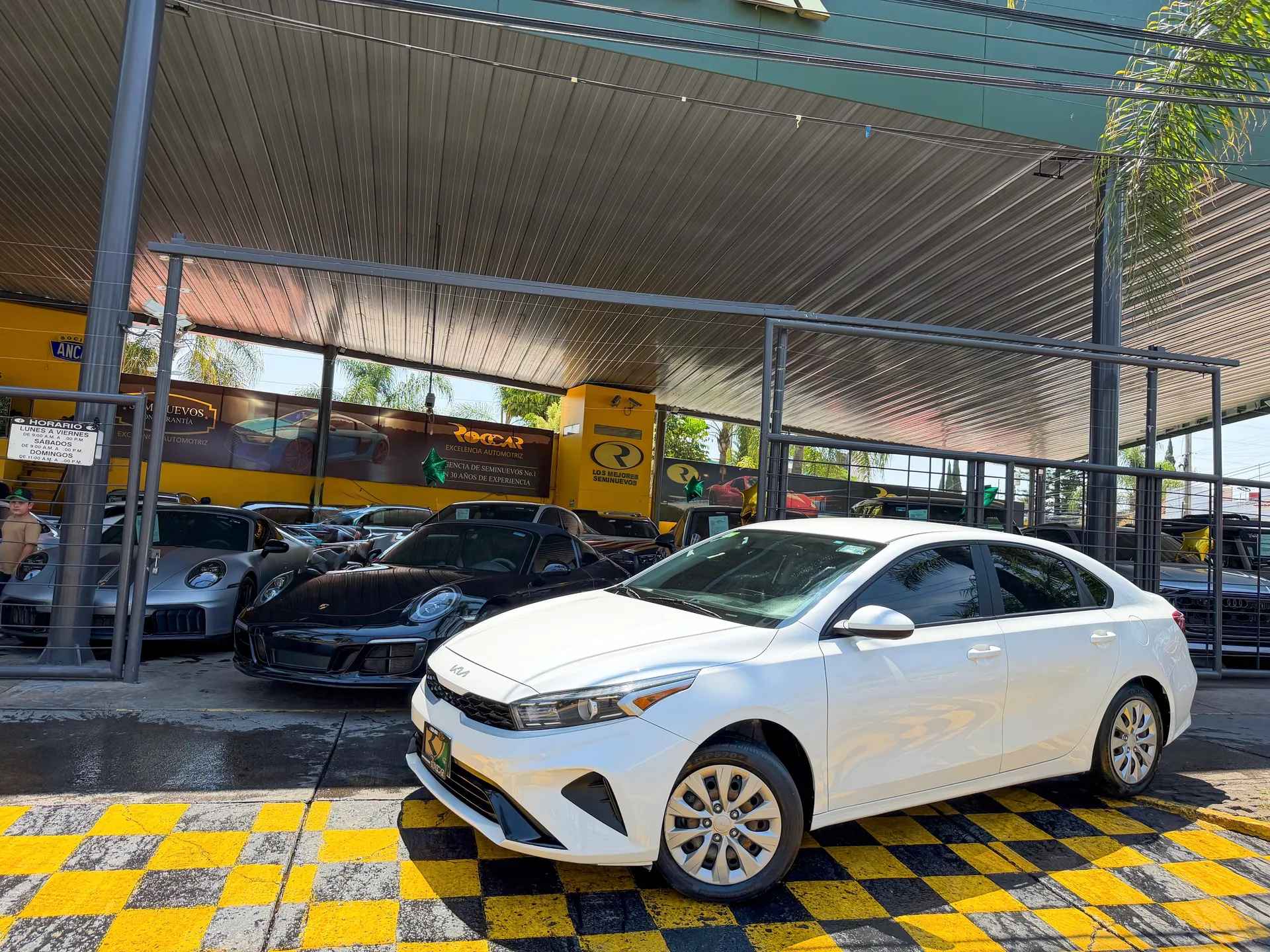 Car image 1
