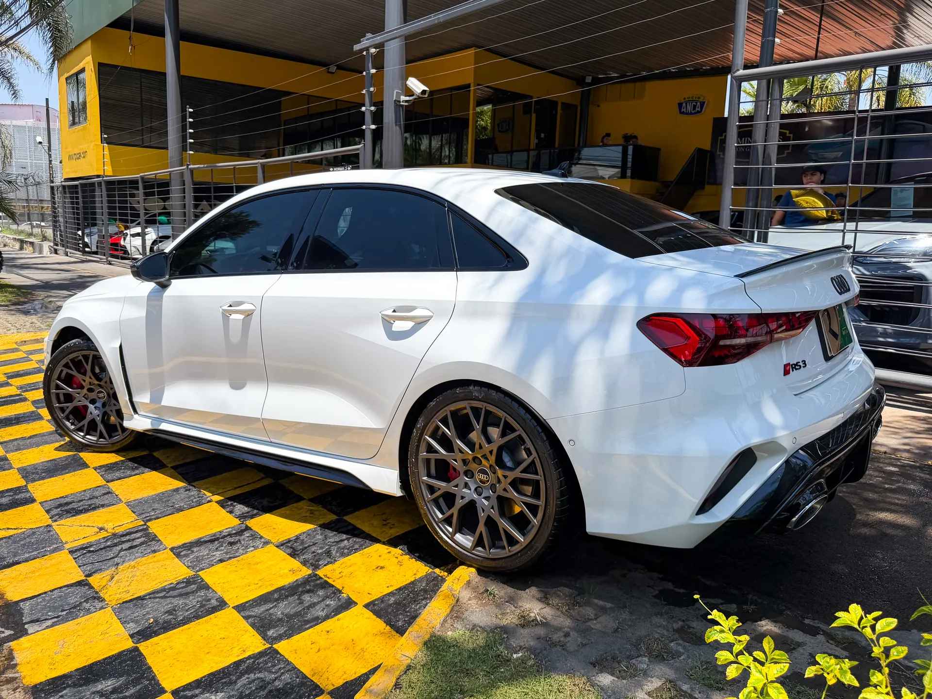 Car image 6