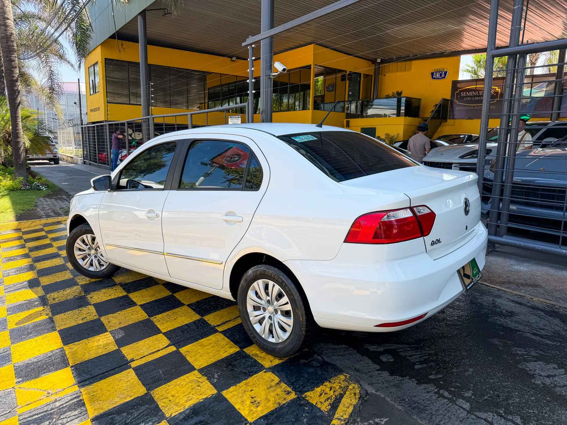 Car image 6