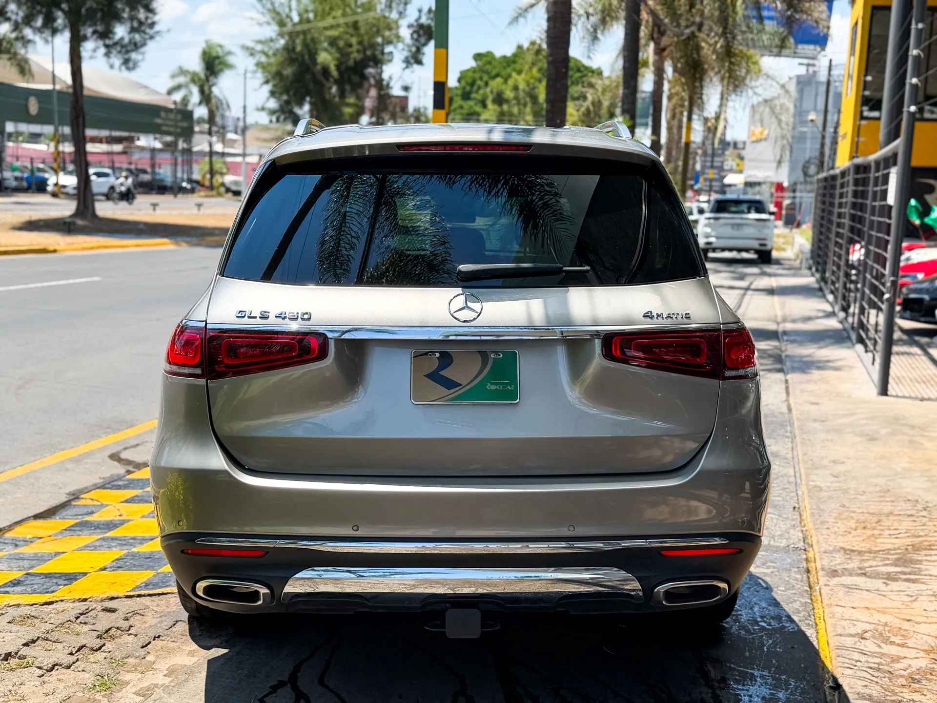 Car image 6