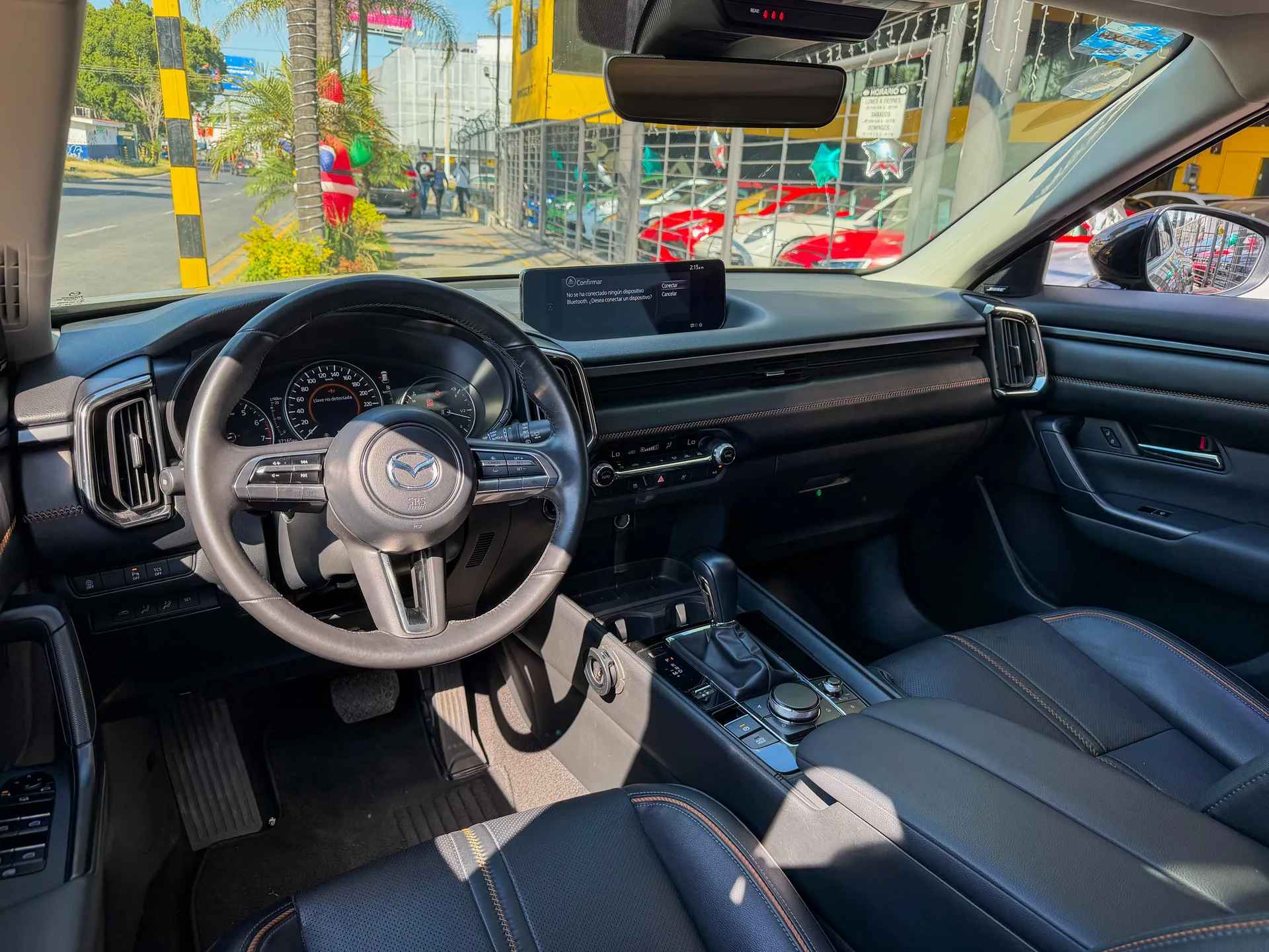Car image 9