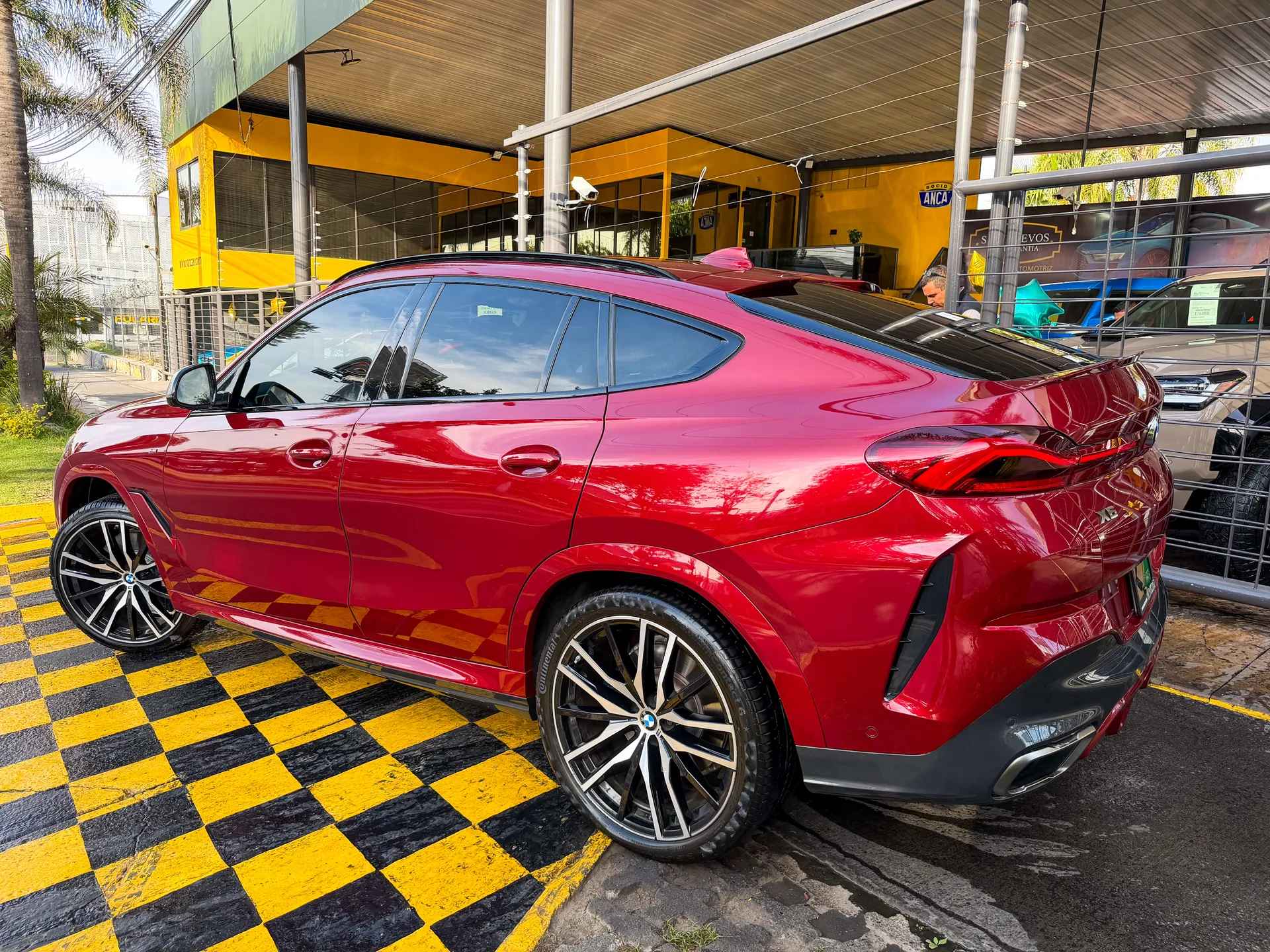 Car image 6